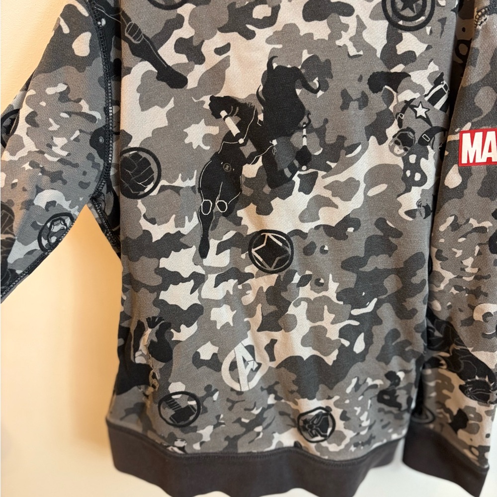 Marvel X Gap Gray and Black army Hoodie 8 years - Picture 2 of 9